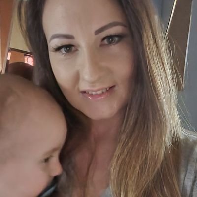 Profile Picture of Carly Davison (@CarlyDavison9) on Twitter