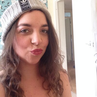 Profile Picture of Debbie Ginn (@debz_85) on Twitter