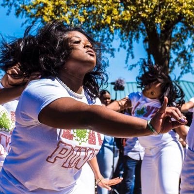 Profile Picture of Jasmine Singleton (@Korporate_15) on Twitter