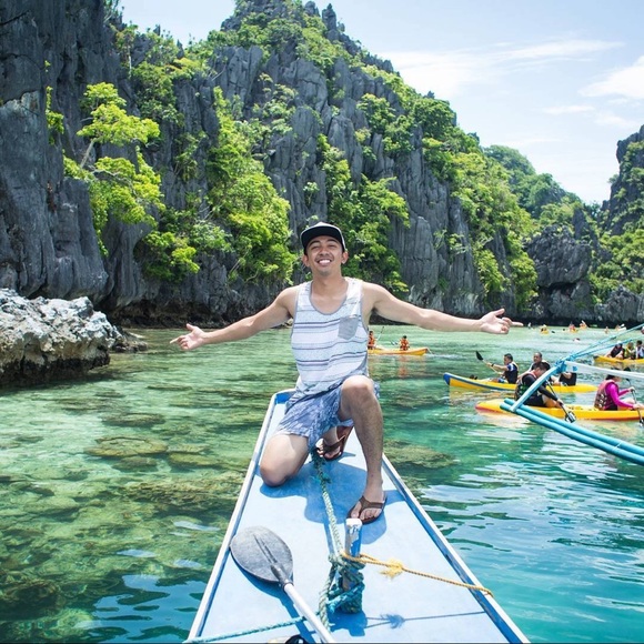 Shawn Noel - Poshmark Profile Picture of Shawn Noel (@coldestmage53) on Poshmark