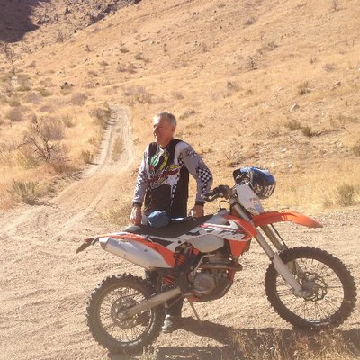 Profile Picture of Jim Pinsky (@Rocketshox) on Twitter