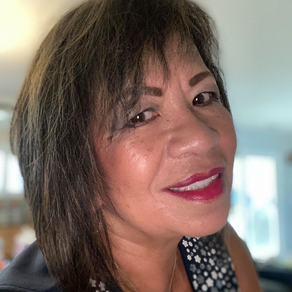 Profile Picture of Nellie Kennedy (@nelliern20) on Poshmark