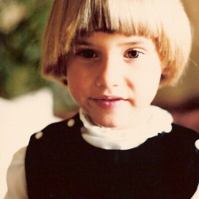 Profile Picture of Catherine Schneider (@catsmailbox) on Twitter