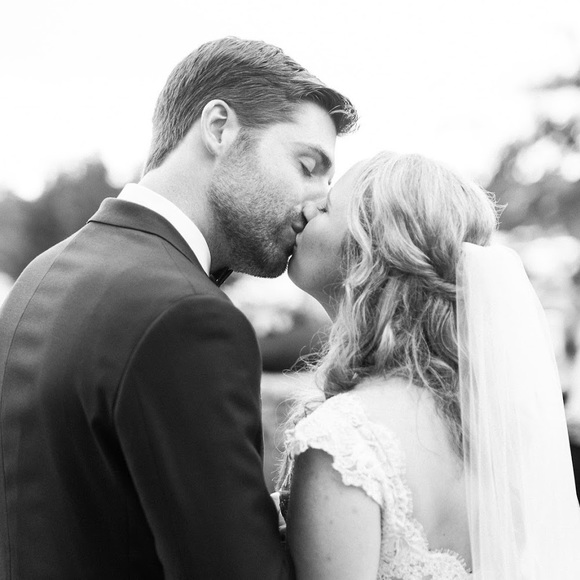 Profile Picture of Julia Carrington (@juliacarring114) on Poshmark