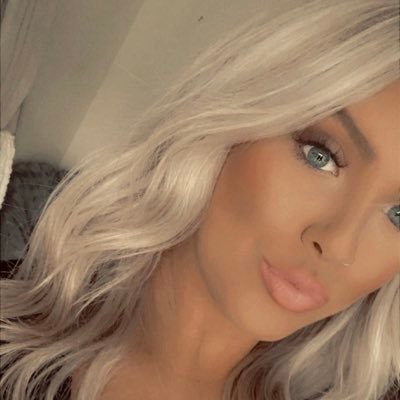 Profile Picture of Amanda Bradley (@amanda_bradley2) on Twitter