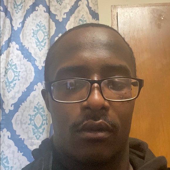 Profile Picture of Nigel Williams (@nwill01) on Poshmark