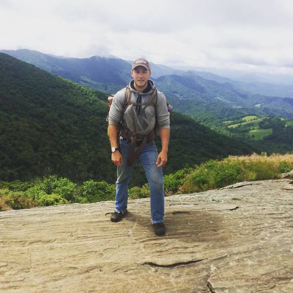 Profile Picture of Adam Beaton (@adambeaton) on Poshmark