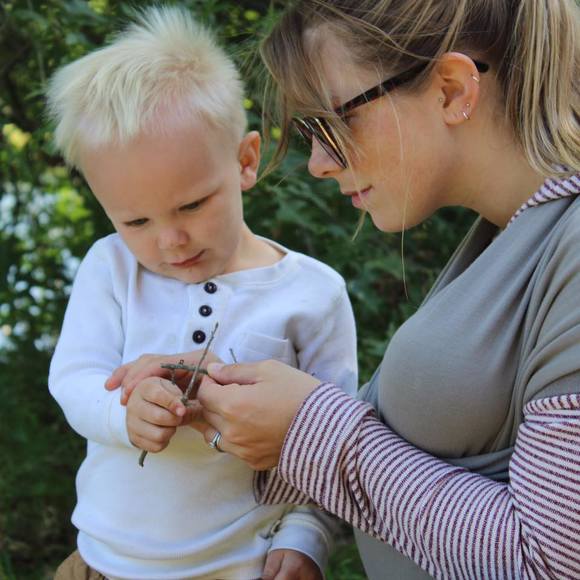 Profile Picture of Emmie Maybury (@emilyjmaybury) on Poshmark