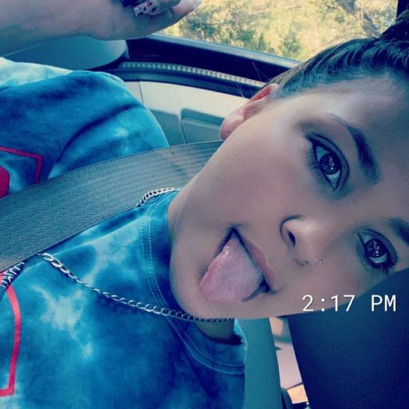 Profile Picture of Summer Locklear (@summerlocklear1) on Poshmark
