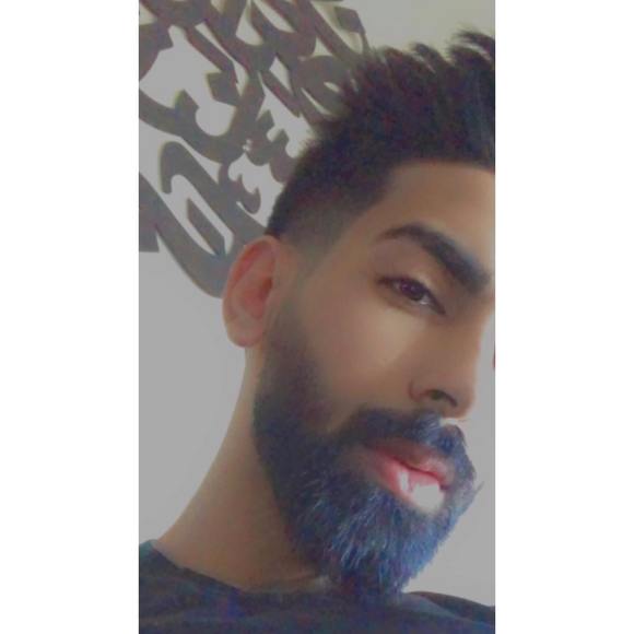 Profile Picture of Abdullah Saif (@abdullaha1996) on Poshmark