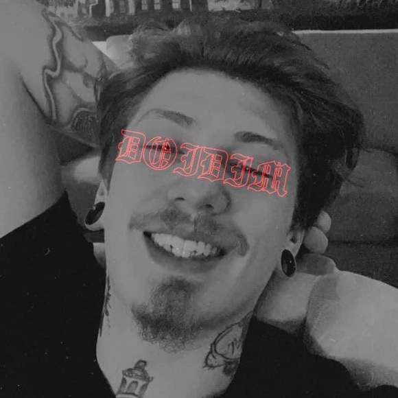 Profile Picture of Brent Bachman (@caspers_merch) on Poshmark