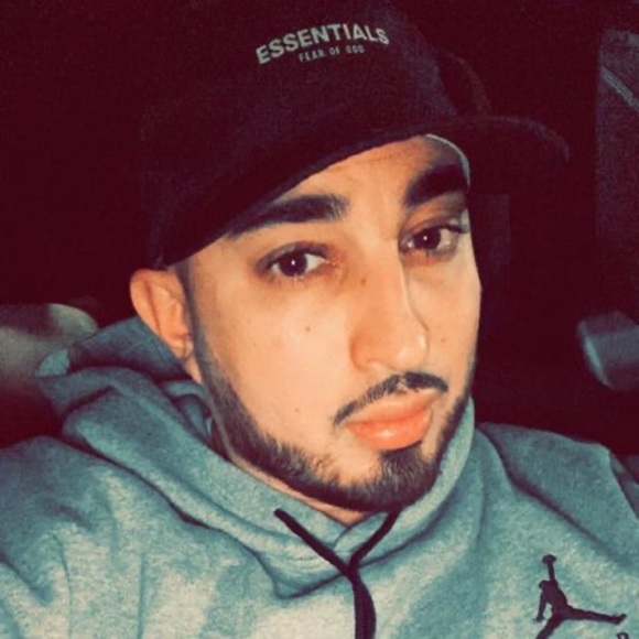 Profile Picture of Jose Platero (@jplatero503) on Poshmark