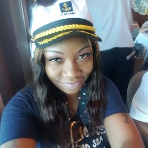Profile Picture of Yolanda Burrows (@yolanda_burrows) on Twitter