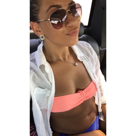 Profile Picture of Jazmine Trinidad (@jdarliing) on Poshmark