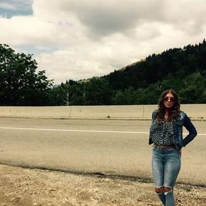 Profile Picture of Netbai Cezara (@NetbaiCezara) on Twitter