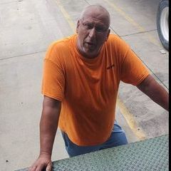 Profile Picture of chris (@chriskaestner) on Tiktok