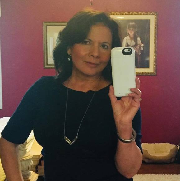 Profile Picture of Lillian Matamoros (@sobit1904) on Poshmark