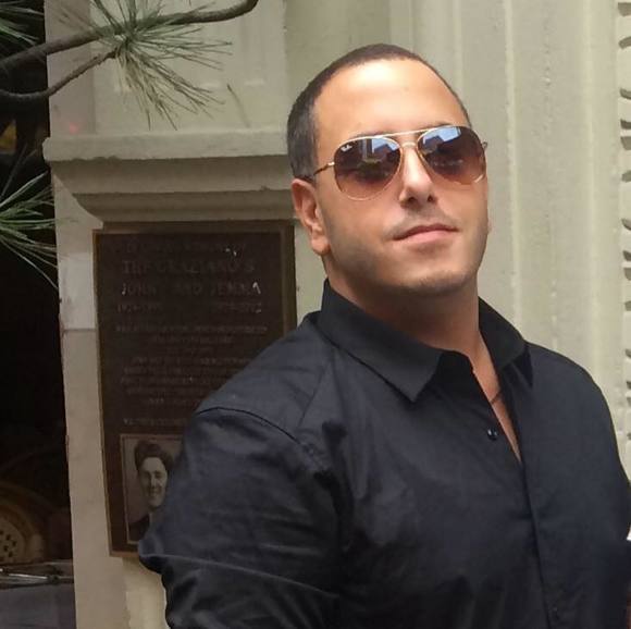 Profile Picture of Anthony Loverde (@anthony198777) on Poshmark