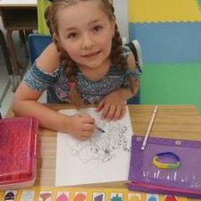 Profile Picture of Danielle Hulbert (@DanielleHulber1) on Twitter