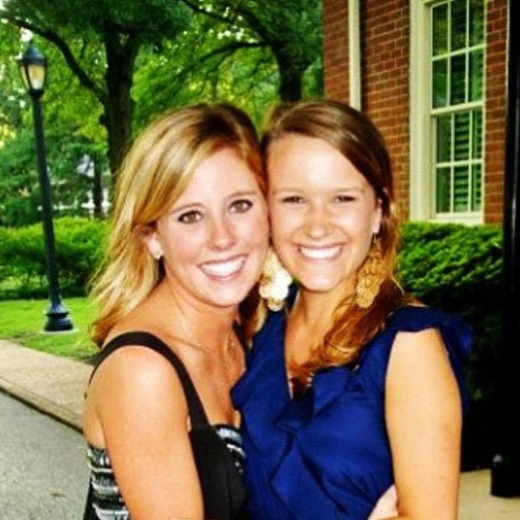 Profile Picture of Hilary Dunavant (@hdunavant) on Poshmark
