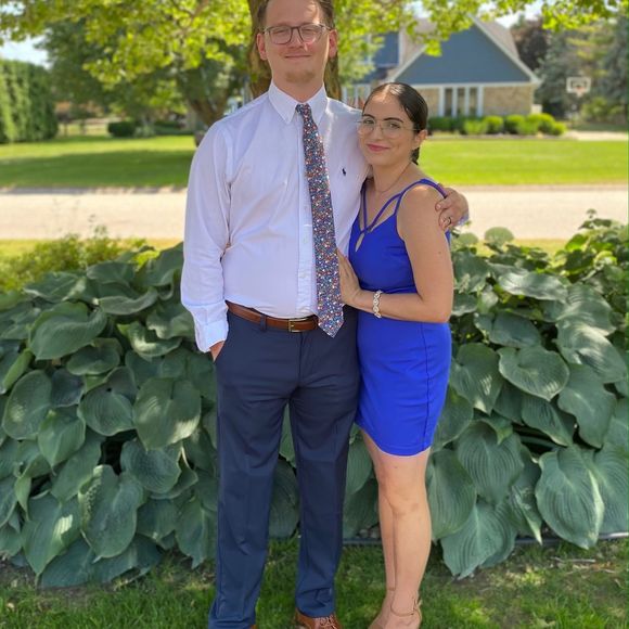 Profile Picture of Julia Serra (@jcserra) on Poshmark