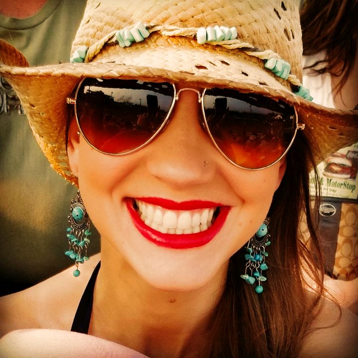 Profile Picture of Mary Schwendeman (@@mamiecakes16) on Tiktok