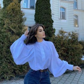 Profile Picture of jasmin (@heidarijasmin) on Pinterest