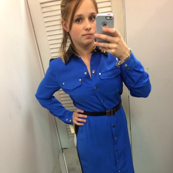 Profile Picture of Victoria Duquette (@victoriald) on Poshmark