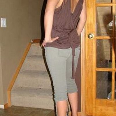 Profile Picture of Veronica Harrell (@fuwe00609) on Twitter