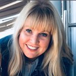 Profile Picture of Carolyn Cooley (@carolyncooley1) on Instagram