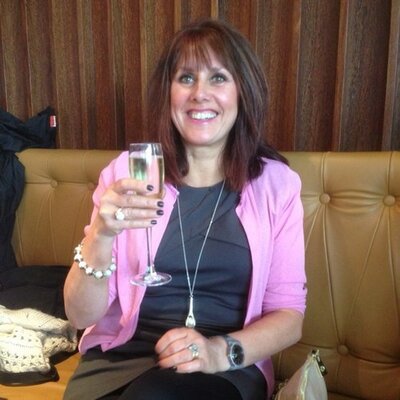 Profile Picture of Karen Barr (@karenmb01) on Twitter