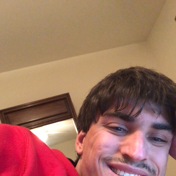 Profile Picture of Tyler Schumann (@tyler_schumann) on Poshmark