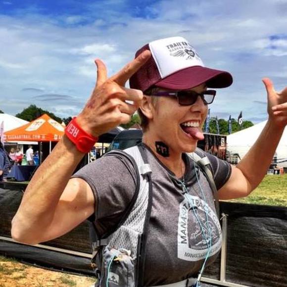 Profile Picture of Kimmy Collister (@nuevo900) on Poshmark