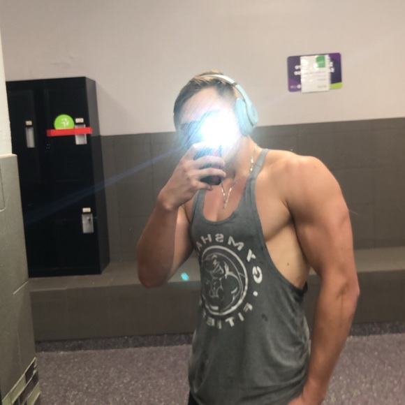 Profile Picture of Carter Grodi (@carterjg8) on Poshmark