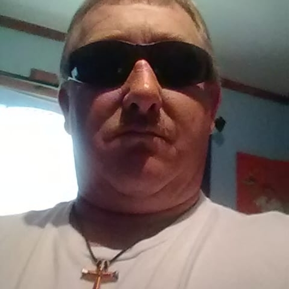 Profile Picture of Allen Woods (@allenwoods86) on Poshmark