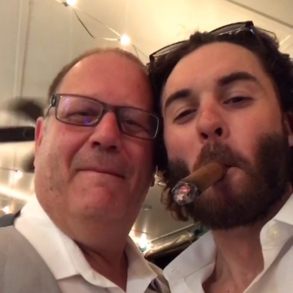 Matt Sellers - Poshmark Profile Picture of Matt Sellers (@mattcsellers) on Poshmark