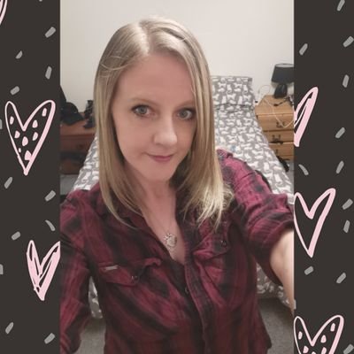 Profile Picture of Kim Plowman (@Kim_Badger) on Twitter