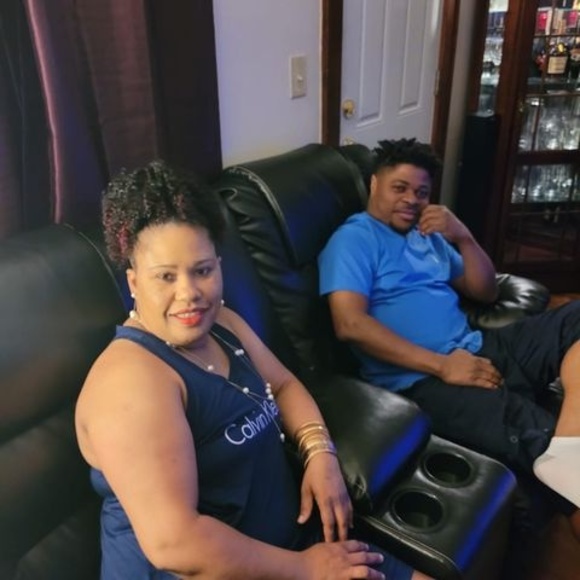 Profile Picture of Jean José (@valcinmariejose) on Poshmark