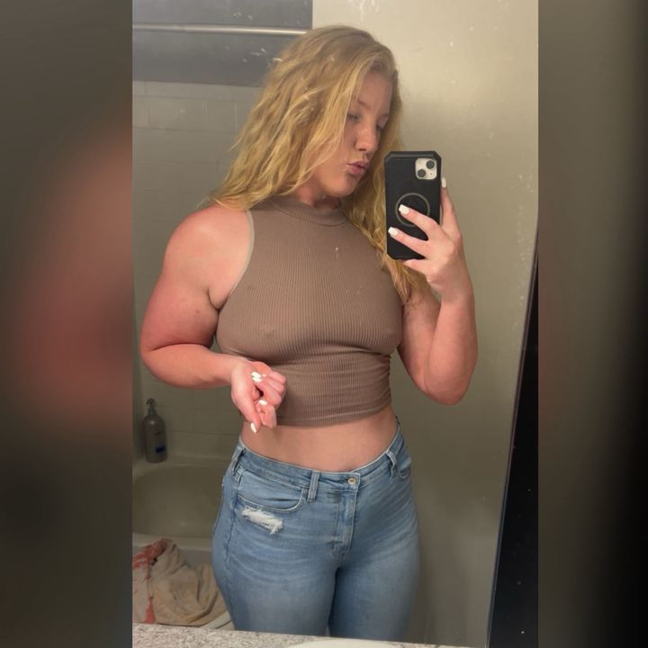 Profile Picture of Karenlifts (@karenpowerlifts) on Tiktok