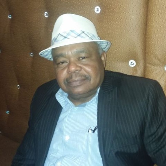 Profile Picture of Timoteo Delpozo (@timoteodelpozo) on Poshmark