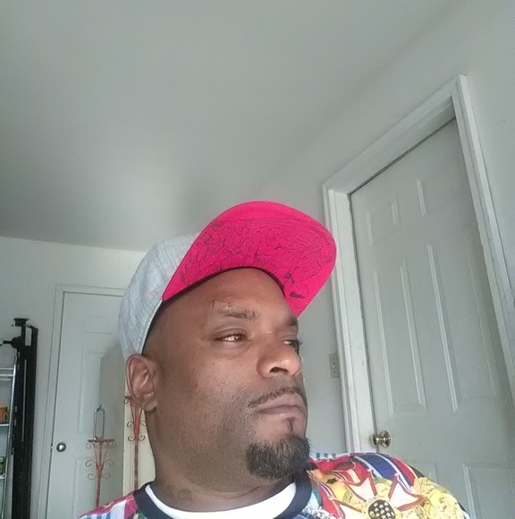 Profile Picture of Chris Johnson (@smokedogg8080) on Poshmark
