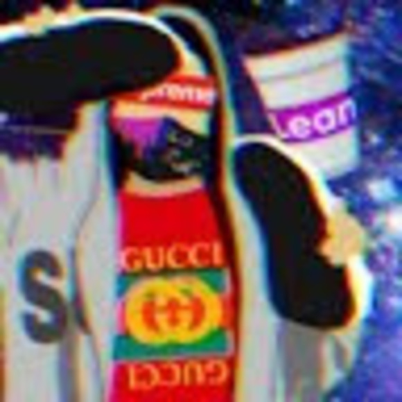 Profile Picture of Lil Puppet (@amaximues918) on Poshmark