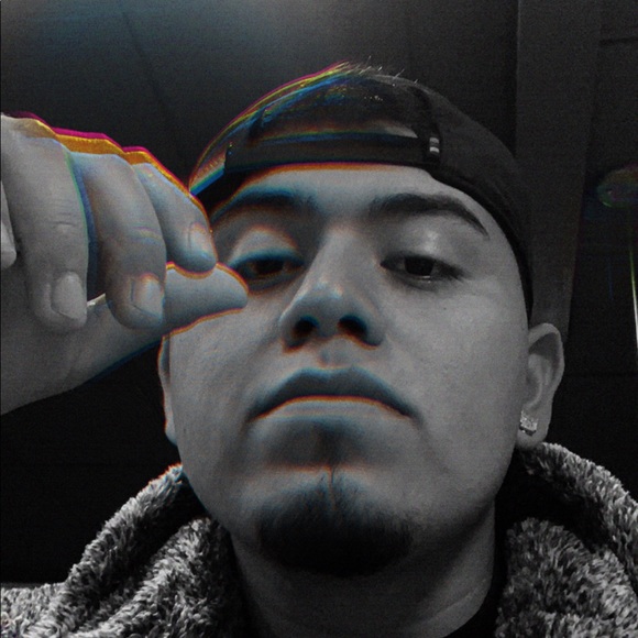 Profile Picture of Steven Sotelo (@stevensotelo752) on Poshmark