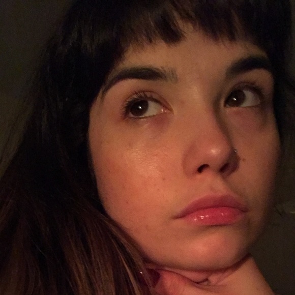 Profile Picture of Gabriella Miele (@gmiele2121) on Poshmark