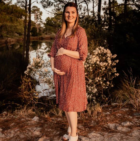 Profile Picture of Rebecca Parthun (@rleann_p) on Poshmark