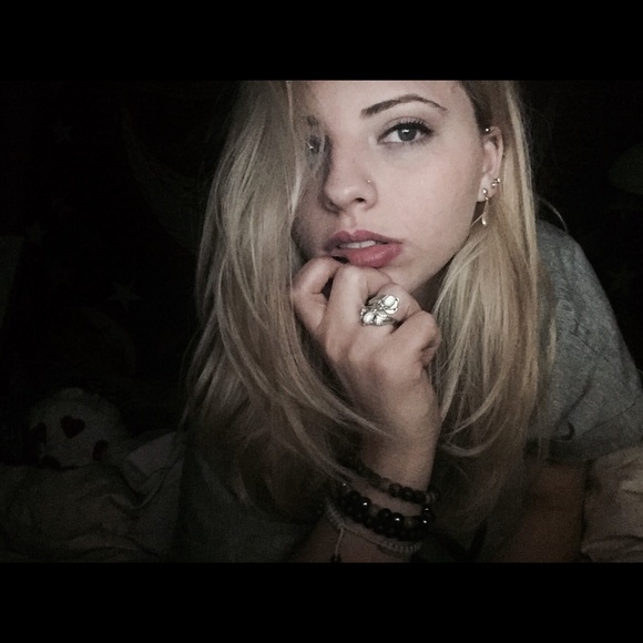 Profile Picture of Madison Randon (@madison_randon) on Poshmark