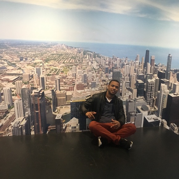 Profile Picture of Jairo Suarez (@suarezj7) on Poshmark