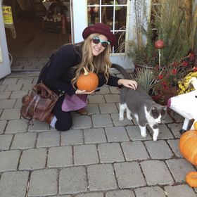 Profile Picture of Jorie Jones (@woahmorning) on Pinterest