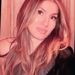 Profile Picture of Stephanie Matteo Buono (@stephanie_buono) on Instagram