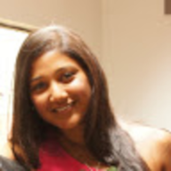 Profile Picture of Sandhya Thodla (@s_thodla) on Poshmark
